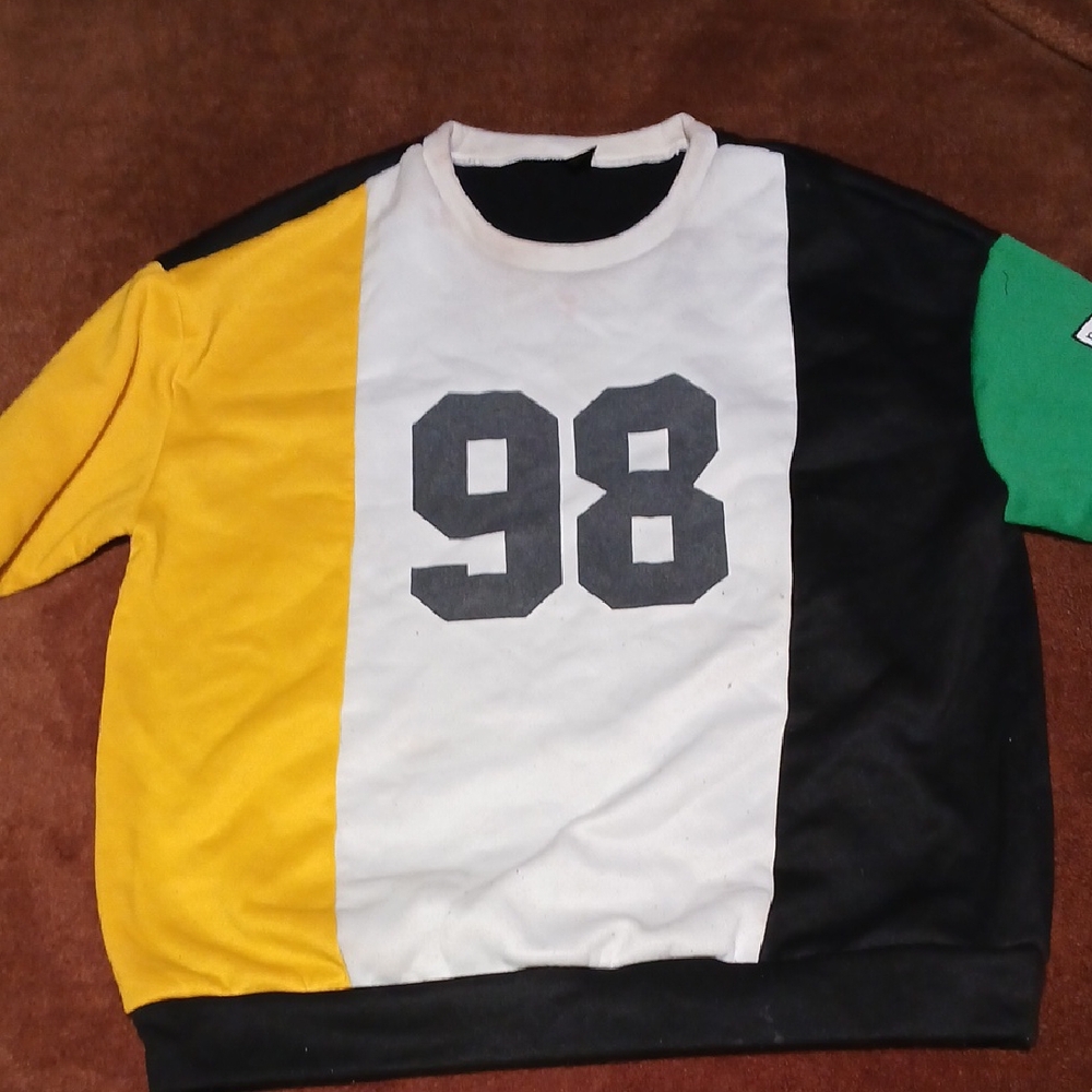 Colorblock Men's Sweater with Number 98